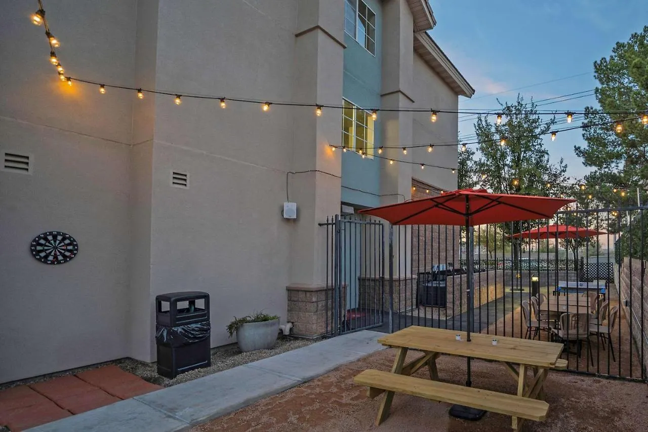 ** Hotel La Quinta Inn & Suites By Wyndham Tempe University, Phoenix United States