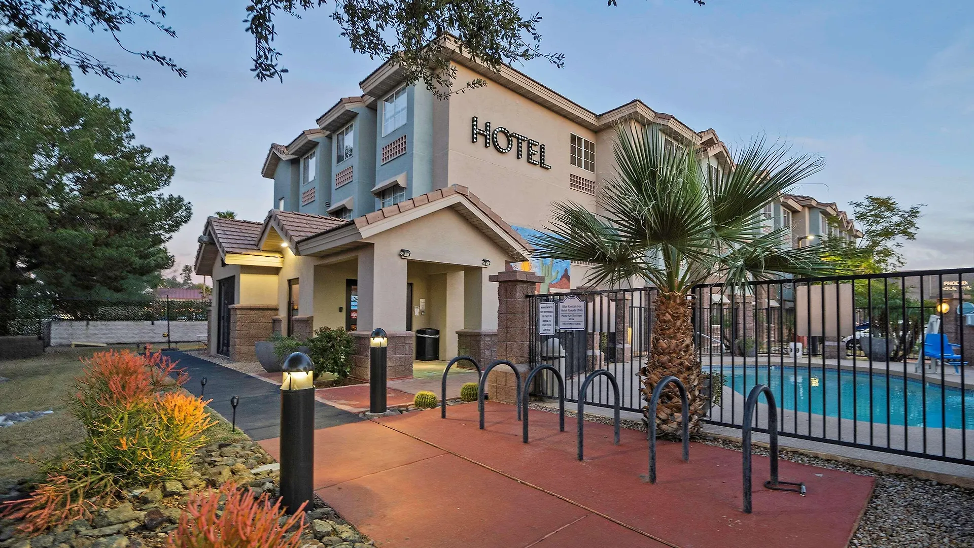 La Quinta Inn & Suites By Wyndham Tempe University, Phoenix