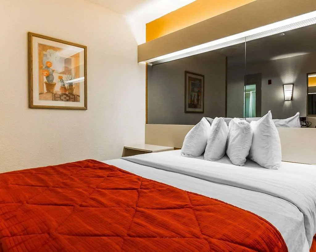La Quinta Inn & Suites By Wyndham Tempe University, Phoenix